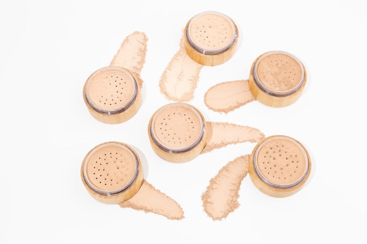 Melvory's natural mineral powder foundation with SPF 15. Choose the perfect shade.