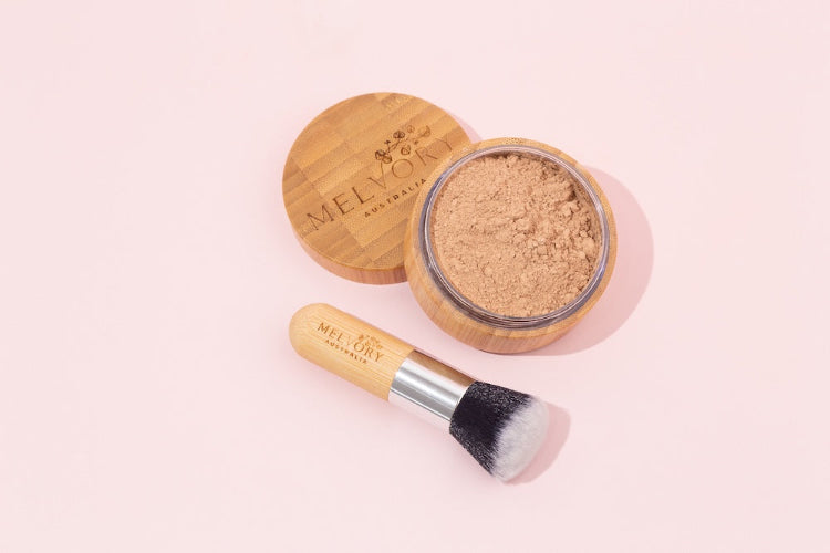 Melvory's natural mineral powder foundation with SPF 15. Golden natural shade.