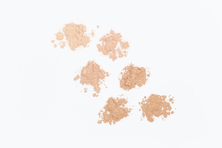 Melvory's natural mineral powder foundation with SPF 15. Choose the perfect shade.
