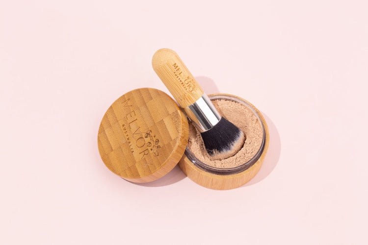 Melvory's natural mineral powder foundation with SPF 15. Choose the perfect shade.